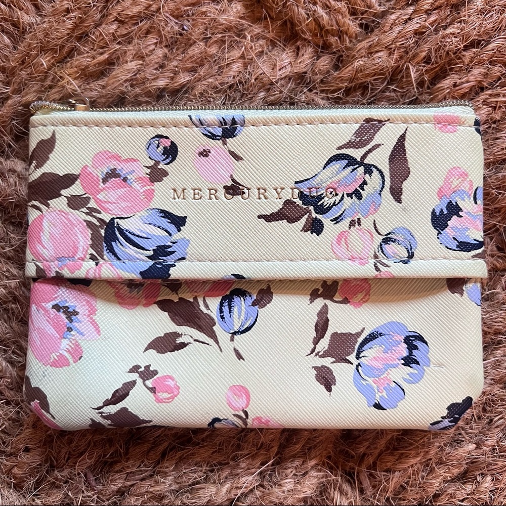 Mercury Duo Floral Tissue/Small Items Pouch